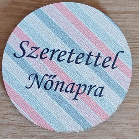 Szeretettel nőnapra 